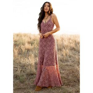Joyfolie Mauve Lace Maxi Dress